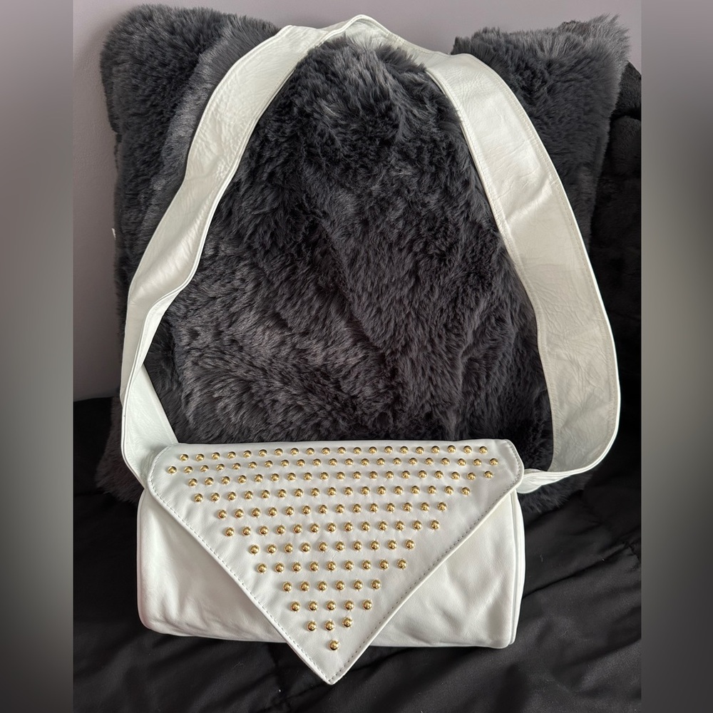 1990’s Vintage White Leather Barrel Shoulder Handbag - New Without Tags